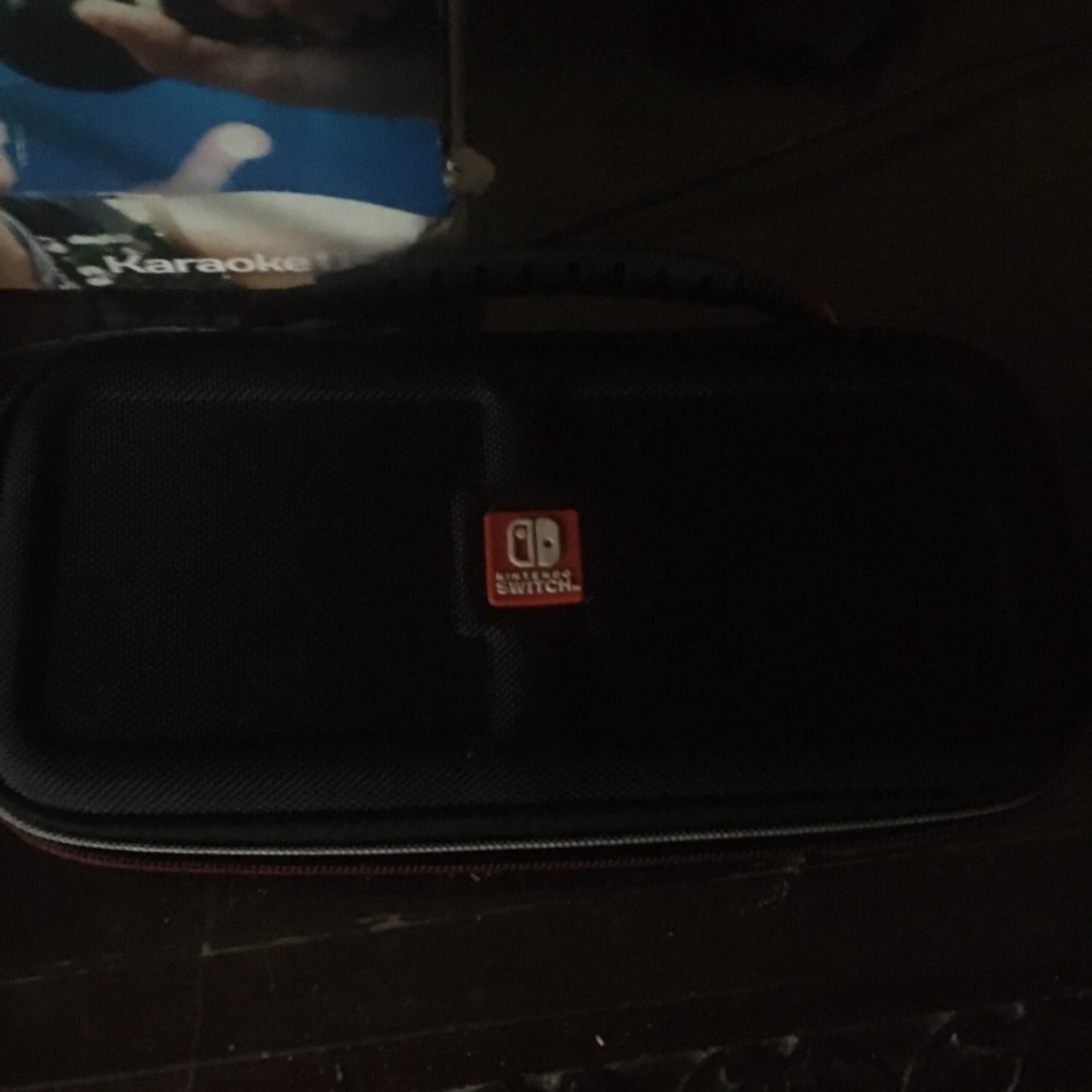 Nintendo switch - Picture 3 of 6